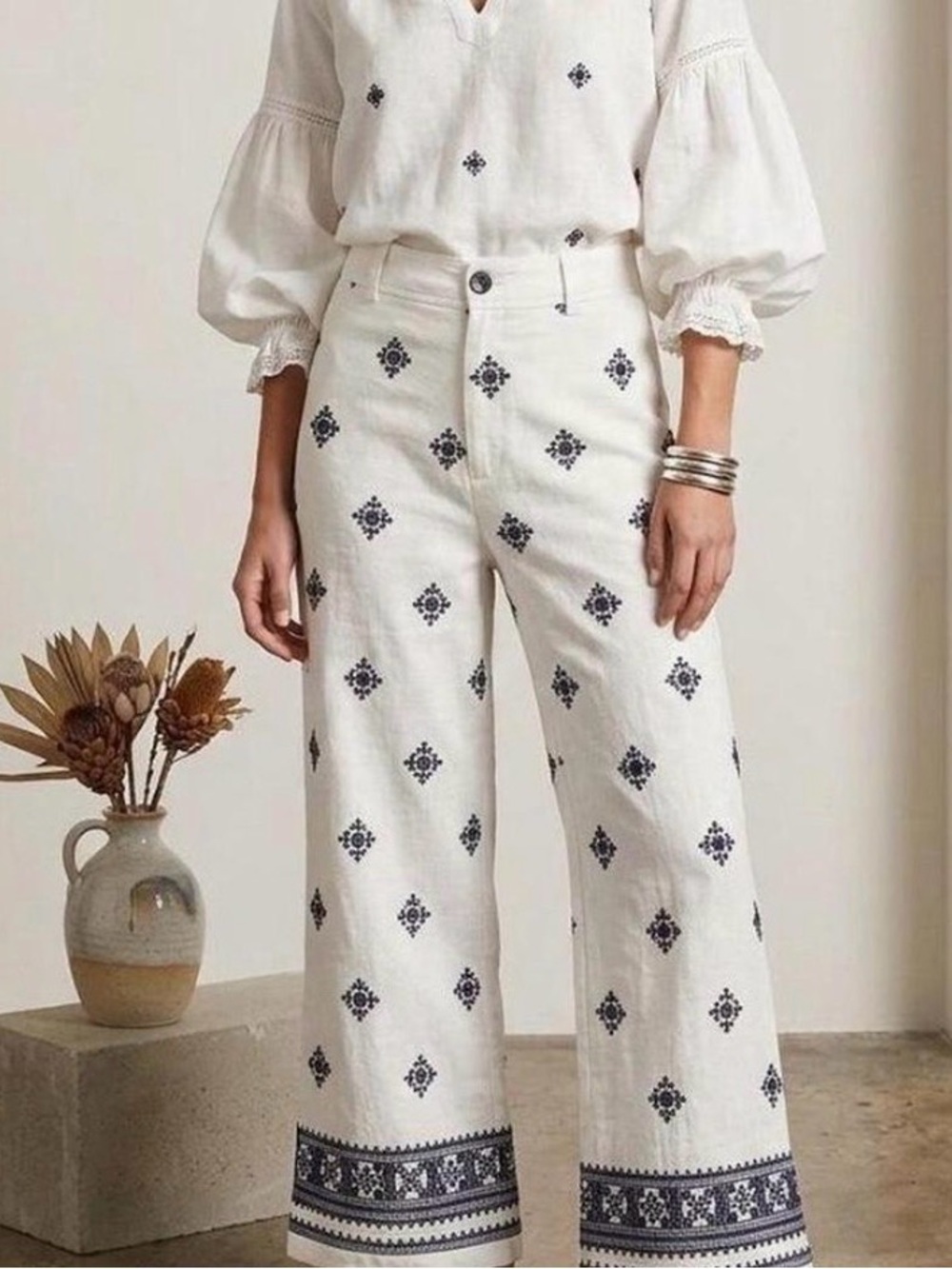 Zara White Wide-Leg Trousers with Black Embroidered Motif